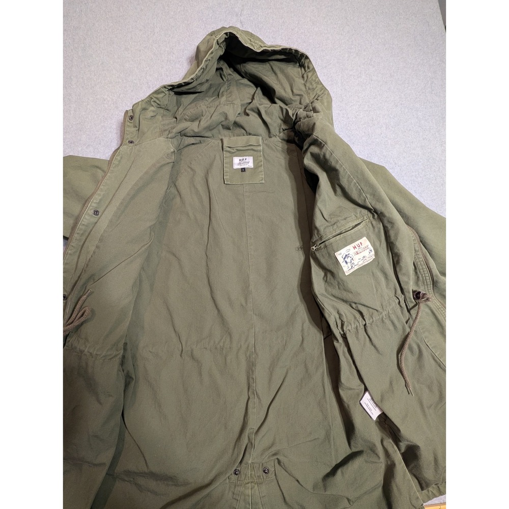 HUF x Peanuts Snoopy Fishtail Parka Jacket Olive Green Mens Large - Picture 8 of 16